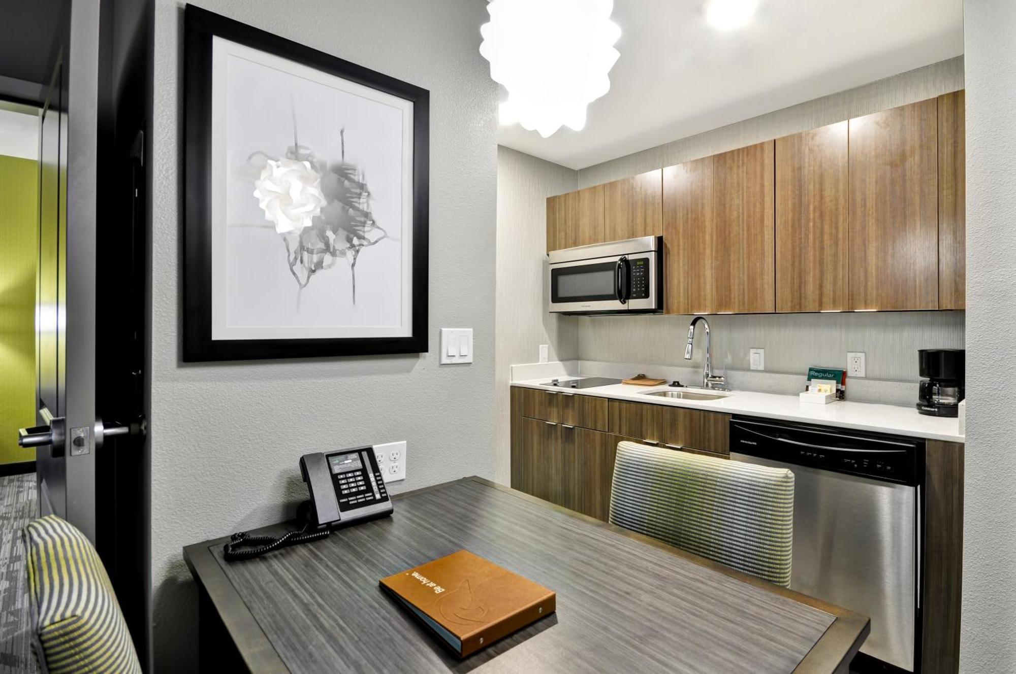 Homewood Suites By Hilton Tyler Bagian luar foto